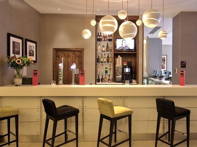 Hampton By Hilton London Croydon Hotel Екстериор снимка