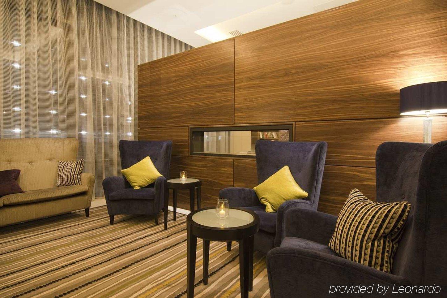 Hampton By Hilton London Croydon Hotel Екстериор снимка